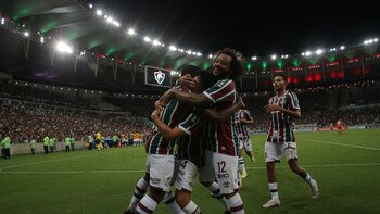 Con doblete de Arias, Fluminense