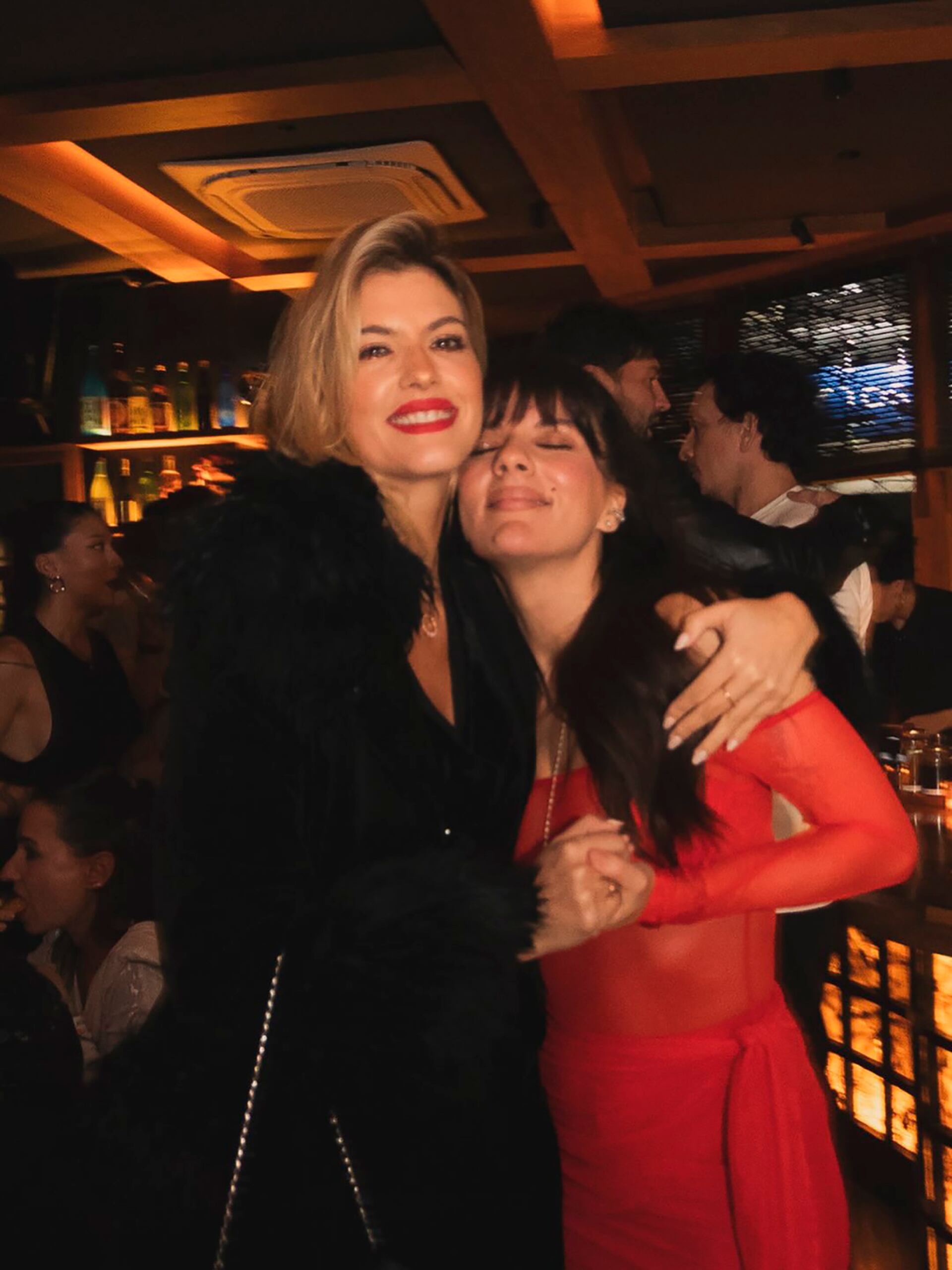 Otra de las invitadas due Mery del Cerro, quien posó con Gimena