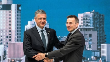 Iberia firma acuerdos con Argentina,