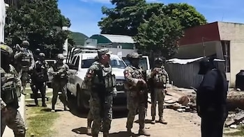 Narcobloqueos se registran en Mochitlán y Quechultenango tras operativo de seguridad en Guerrero