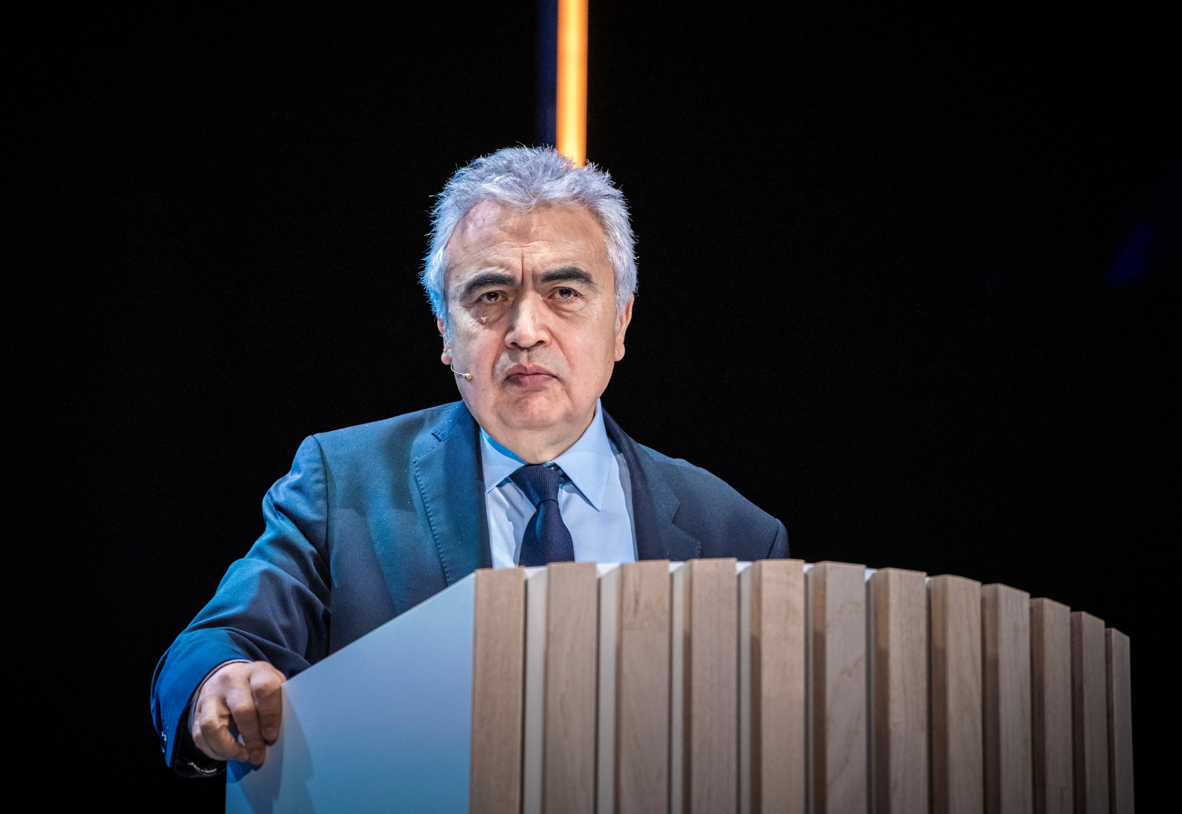 Fatih Birol, de la AIE, participa en la conferencia de otoño de Equinor celebrada en el Norske Teatret de Oslo, Noruega (REUTERS/Archivo)
