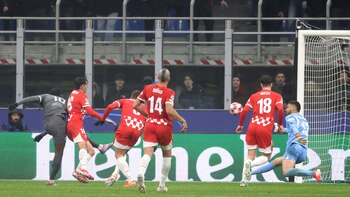 1-0. Rafael Leao adelanta al