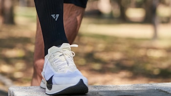 ¿Tus calcetas deportivas cumplen lo que prometen? Profeco detecta fallas en etiquetado y composición de fibras