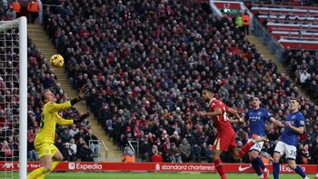 Liverpool aplastó por 4-1 al