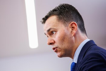 El ministro de Industria, Comercio