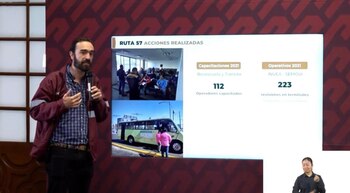 Andrés Lajous habló en conferencia