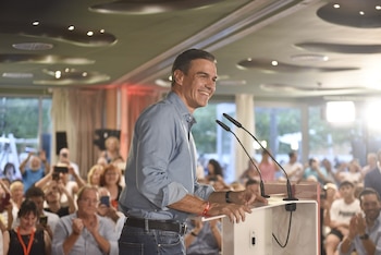 Pedro Sánchez participa en un