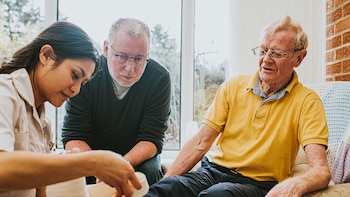 Cómo prevenir las caídas para