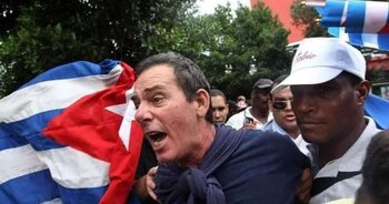 El periodista Lazaro Yuri Valle