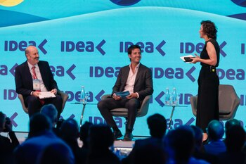 Sturzenegger habló de "deep motosierra"