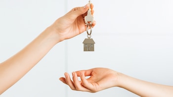 Según el estudio Perfil del Comprador Inmobiliario 2025, un 35% de quienes compraron una vivienda anteriormente vivían en condición de alquiler.