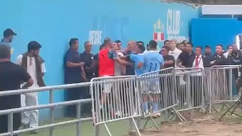 El conflicto entre Hernán Barcos y Pablo Guede siguió después del partido: lo que pasó en el estadio Alberto Gallardo