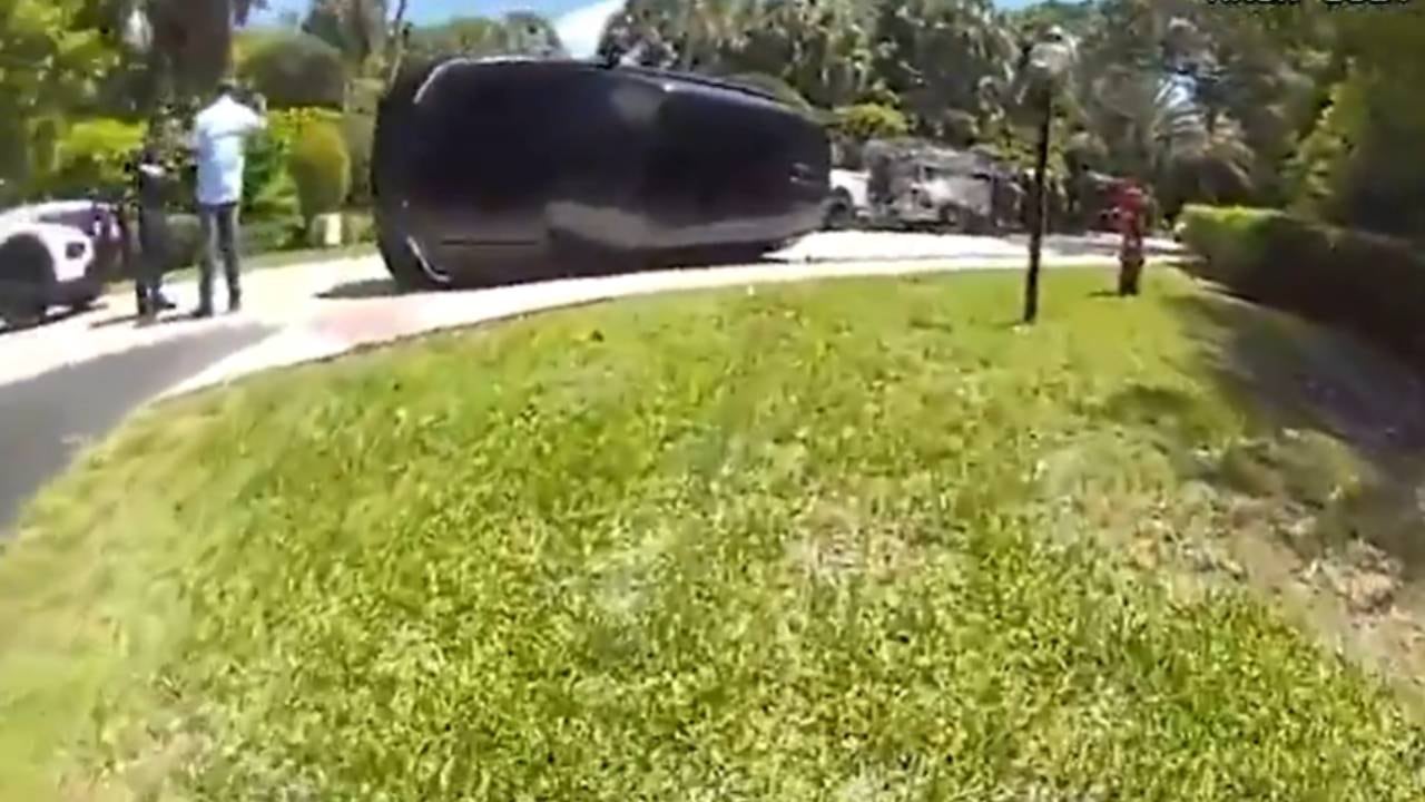 La reconstrucción del accidente en Jupiter Island indica que Tiger Woods conducía un Land Rover y volcó tras chocar con un tráiler cuando intentó rebasar a una camioneta (Captura de video)
