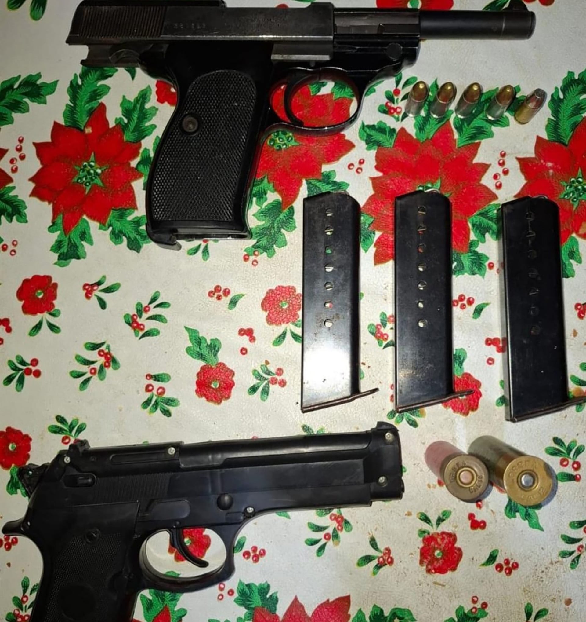 Les secuestraron armas