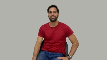 Ariel Valesi es Comprador Senior