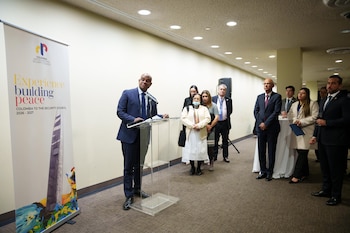 El gobierno presentó su candidatura