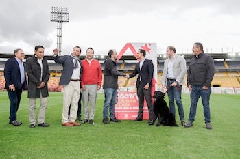 Con la firma del acta