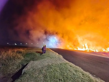 Al menos seis dotaciones de