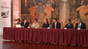 En conmemoración al día de