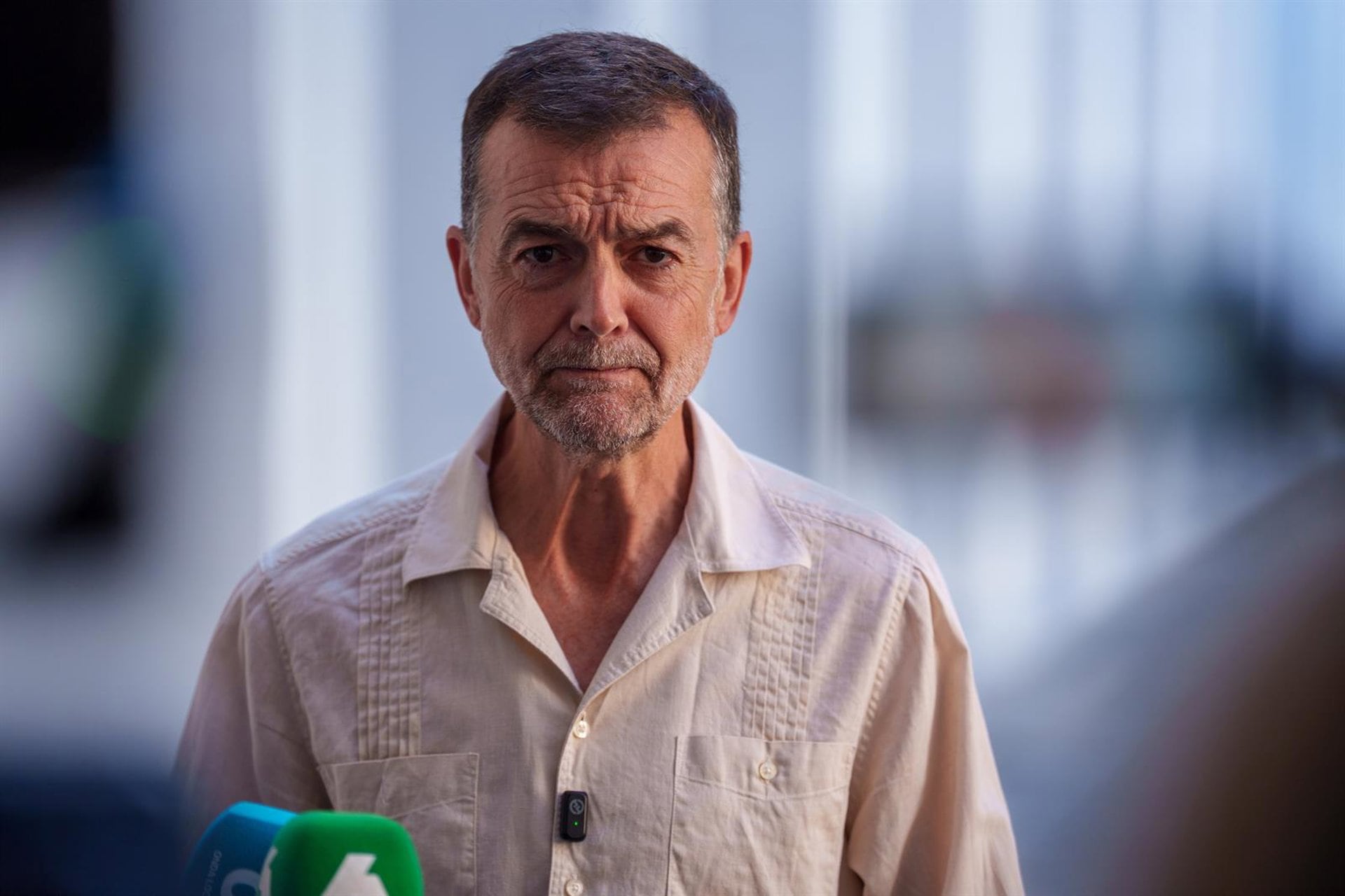 31/08/2026 El portavoz del G.P Por Andalucía, Antonio Maíllo Cañadas atiende a los medios tras la reunión del día de hoy. A 31 de agosto de 2026 en Sevilla, Andalucía (España).
POLITICA
Francisco J. Olmo - Europa Press