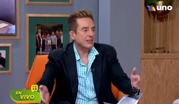 Con lágrimas en los ojos,