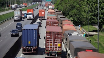 Argentina incorpora dos protocolos del ATIT que modernizan el transporte terrestre regional