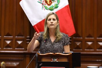 María del Carmen Alva, presidenta