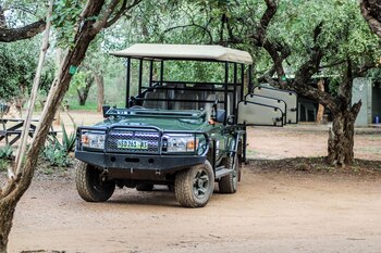 HANDOUT - Estos vehículos transportan