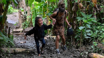 La selva del Darién, un denso muro verde de frontera natural entre Colombia y Panamá, se ha transformado en el símbolo más dramático de la crisis migratoria del continente americano (Foto: archivo DEF)