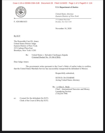 Escoltado por el servicio de