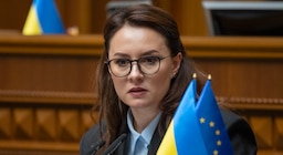 La primera ministra ucraniana Yulia Sviridenko presentó oficialmente su renuncia