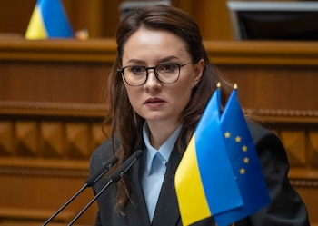 La primera ministra de Ucrania, Yulia Sviridenko, quien presentó este martes su renuncia al cargo (archivo/EFE/EPA/Andrii Nesterenko)
