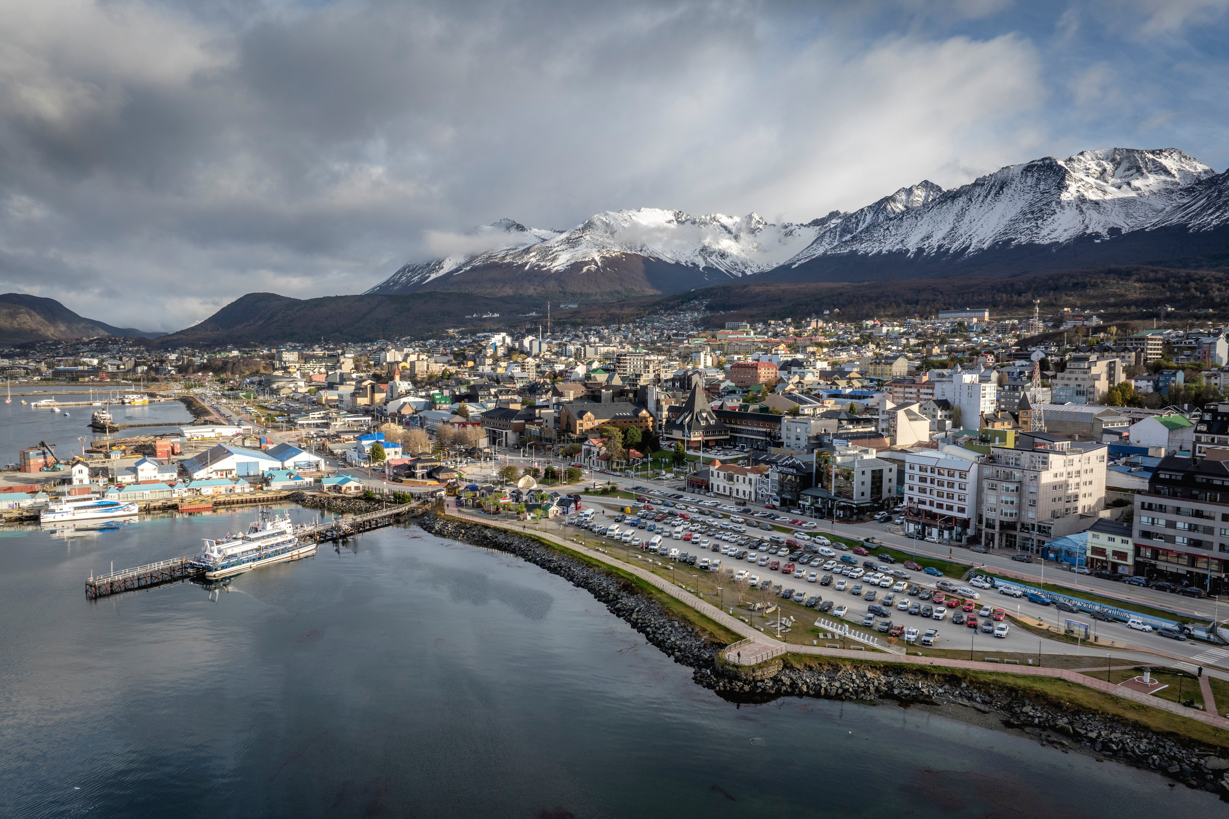 También habrá una reducción del 10% en las tasas de préstamos personales para clientes con y sin acreditación de haberes en Tierra del Fuego (AP foto/Joel Reyero)