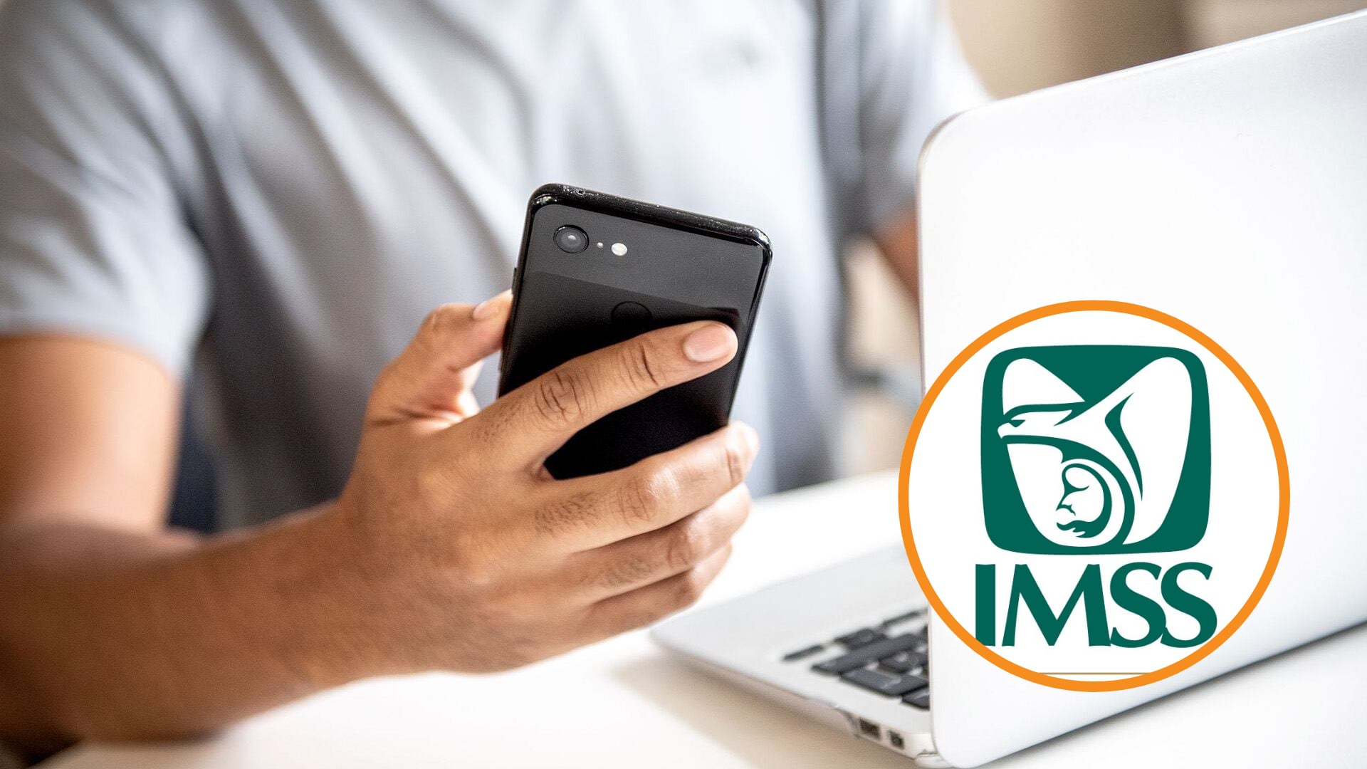 Los servicios presenciales en clínicas y oficinas del IMSS continúan disponibles para quienes no puedan realizar el trámite digital. (IMSS)