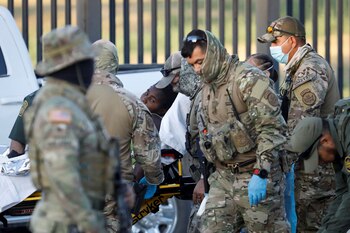 Miembros de la Patrulla Fronteriza,