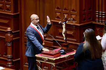 Quién es Óscar Reto, el militar retirado que presidirá la Cámara de Diputados del Perú