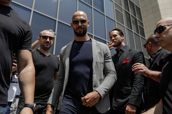 La detención de Andrew y Tristan Tate en Miami se produjo el 18 de julio de 2026 tras una orden vinculada a delitos investigados entre 2010 y 2017. (Inquam Photos/Octav Ganea via REUTERS)