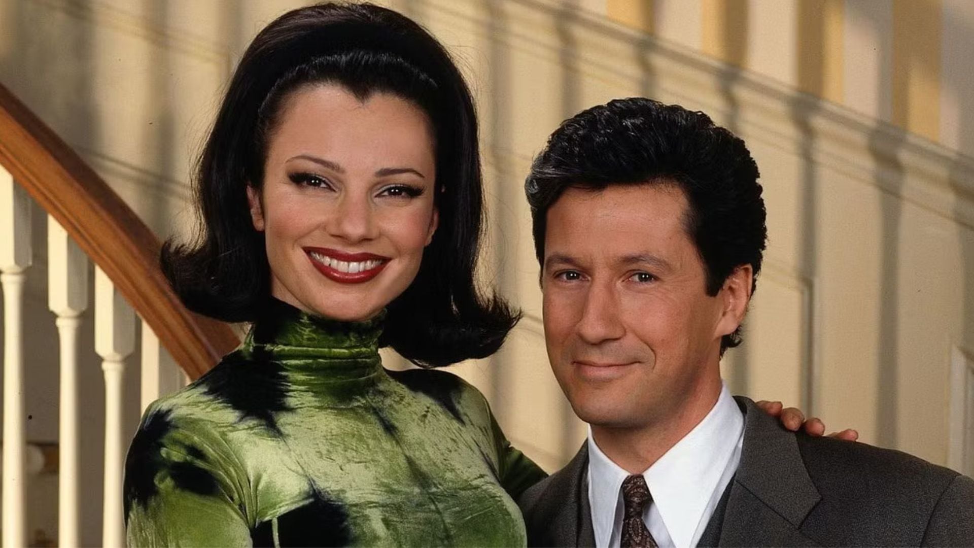 El éxito continuo de The Nanny mantiene a Fran Drescher en el centro de la cultura popular y refuerza su vínculo generacional con los fans (CBS/vía IMBD)