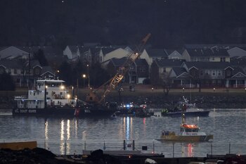 Los 67 muertos incluyen a