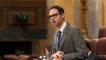 El Congreso toma en consideración la ley antiokupas del PP gracias a la abstención del PNV y Junts