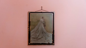 Su vestido de novia lo