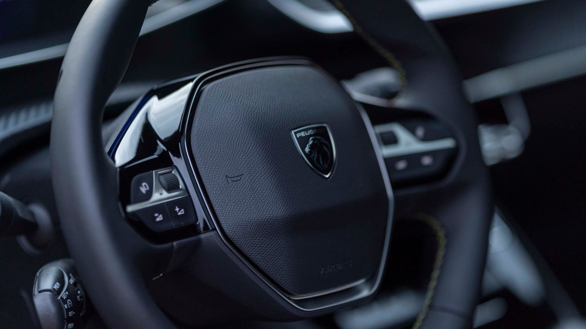 La interrupción afectará a los modelos Peugeot 208 y 2008, cuyas ventas y exportaciones registraron fuertes caídas en el último año