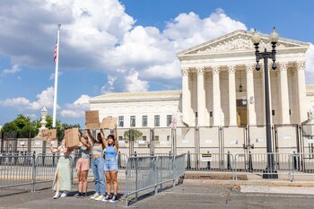 Un grupo de exploradoras de
