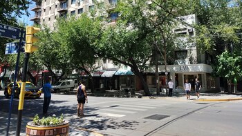 Intersección de las avenidas Mitre