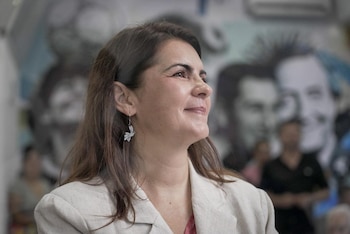 Mariel Fernández con dirigentes del peronismo bonaerense