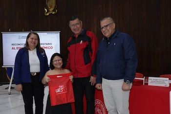 Cada ciclo académico, la convocatoria exige carga completa y cumplimiento de requisitos para optar al beneficio económico. (Foto: UES)