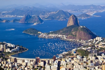 Playas, colinas exuberantes y parques