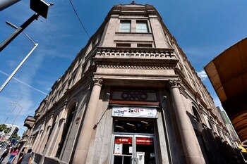 Se observa el edificio donde