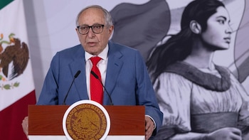 Van tres casos de ‘diarrea explosiva’ en México: Salud investiga con EEUU origen de brote de cyclospora