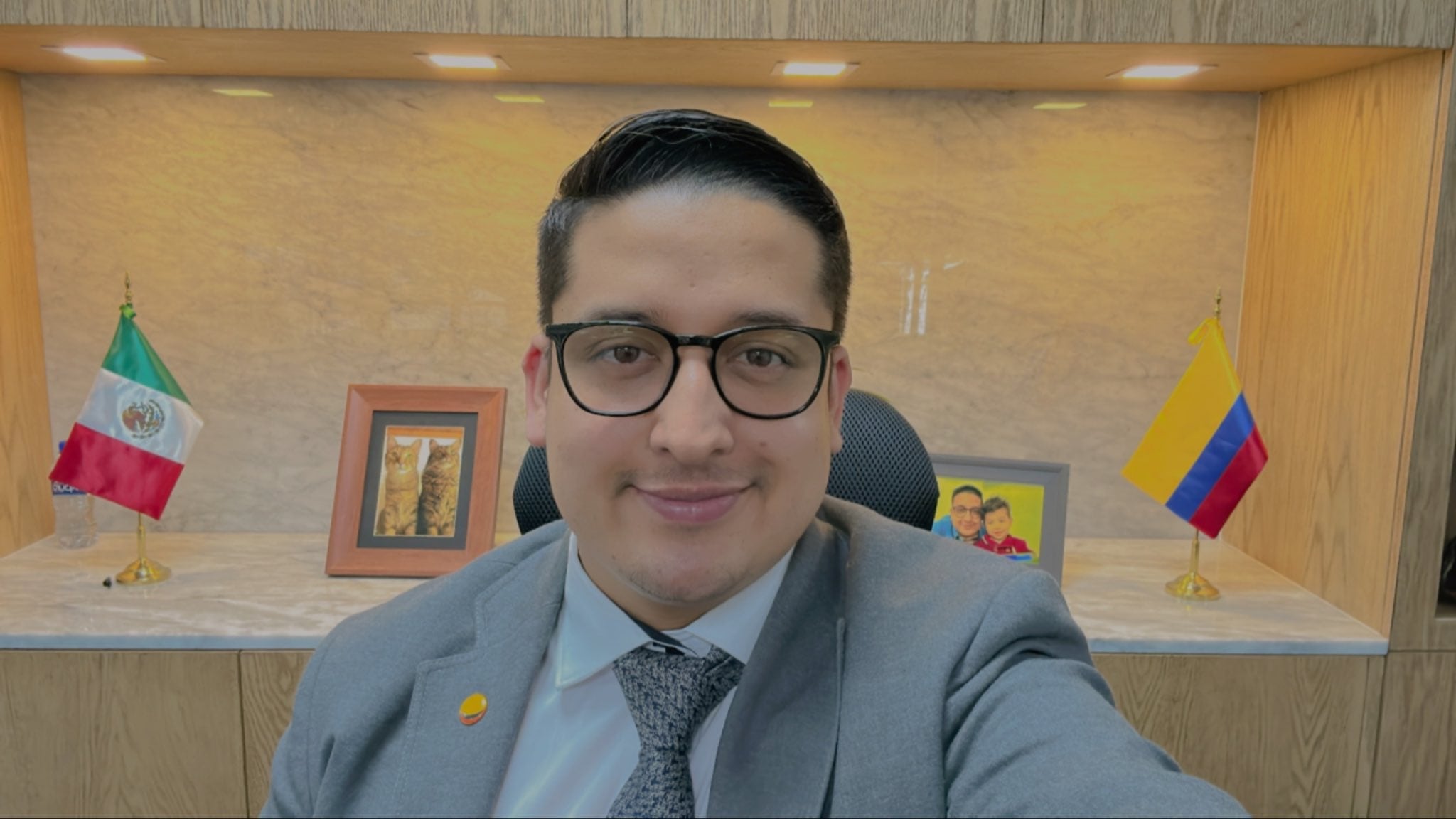 Excónsul Andrés Hernández, señalado de presuntos actos de misoginia y acoso, tendría nuevo cargo en el Gobierno Petro